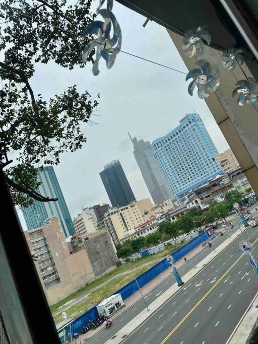 ホーチミン市Le Bijou Chic In The Heart Of Saigon Charm With Viewアパートメント エクステリア 写真